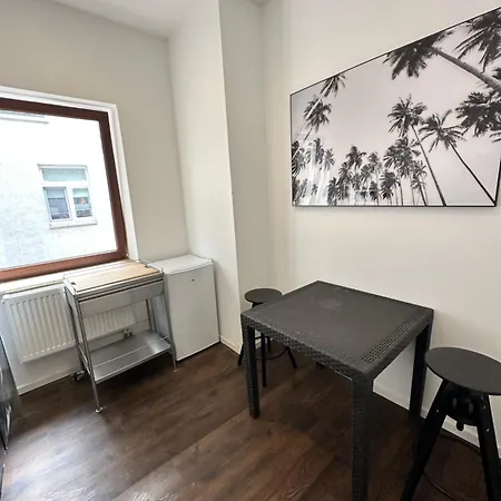 Shared A-partment • Moebliertes In - Ehrenfeld ! Privat bolig