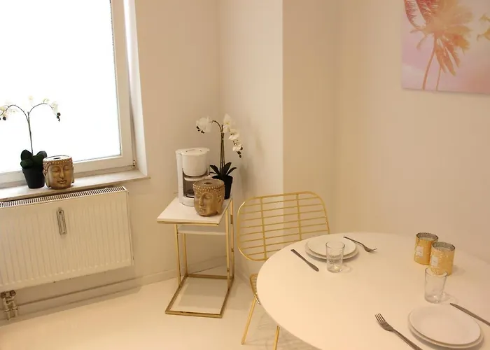 Shared A-partment • Moebliertes In - Ehrenfeld ! Privat bolig