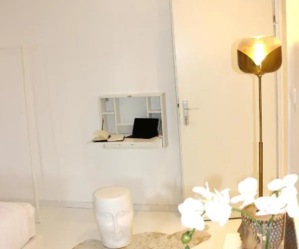 Habitación en casa particular Shared A-partment • Moebliertes In - Ehrenfeld ! Colonia