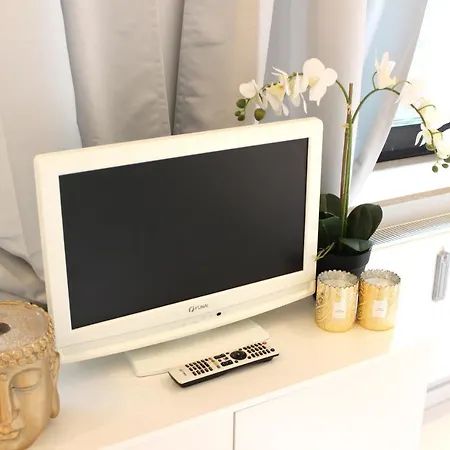 Shared A-partment • Moebliertes In - Ehrenfeld ! Alloggio in famiglia *