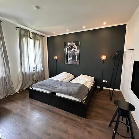 Rum i privatbostad Shared A-partment • Moebliertes In - Ehrenfeld !