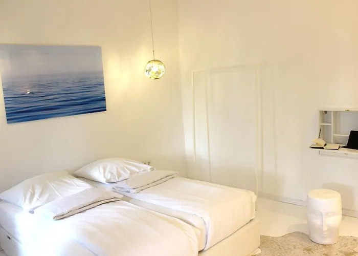 Shared A-partment • Moebliertes In - Ehrenfeld ! * Keulen