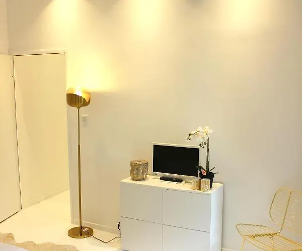 Accommodatie bij particulieren Shared A-partment • Moebliertes In - Ehrenfeld ! *