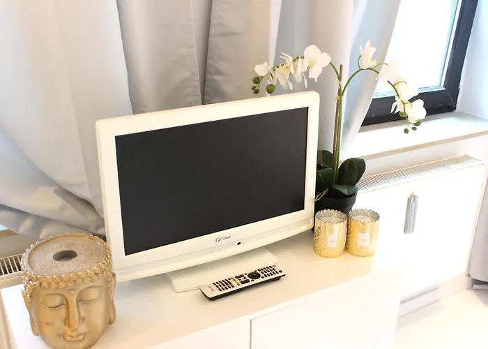 Shared A-partment • Moebliertes In - Ehrenfeld ! Rum i privatbostad *