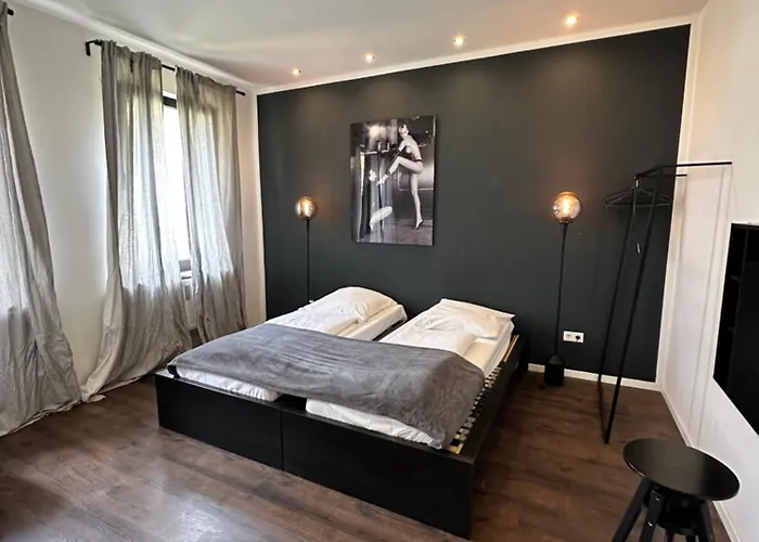 Accommodatie bij particulieren Shared A-partment • Moebliertes In - Ehrenfeld !