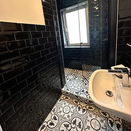Shared A-partment • Moebliertes In - Ehrenfeld ! Kwatera prywatna *