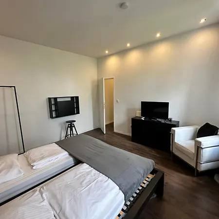 Privat bolig Shared A-partment • Moebliertes In - Ehrenfeld ! Köln